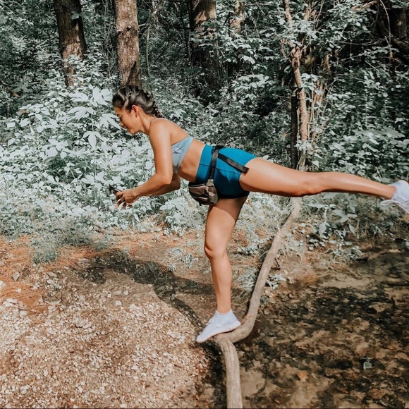 ‼️SOLD‼️Lululemon Blue In Movement Short Everlux - Picture 2 of 7